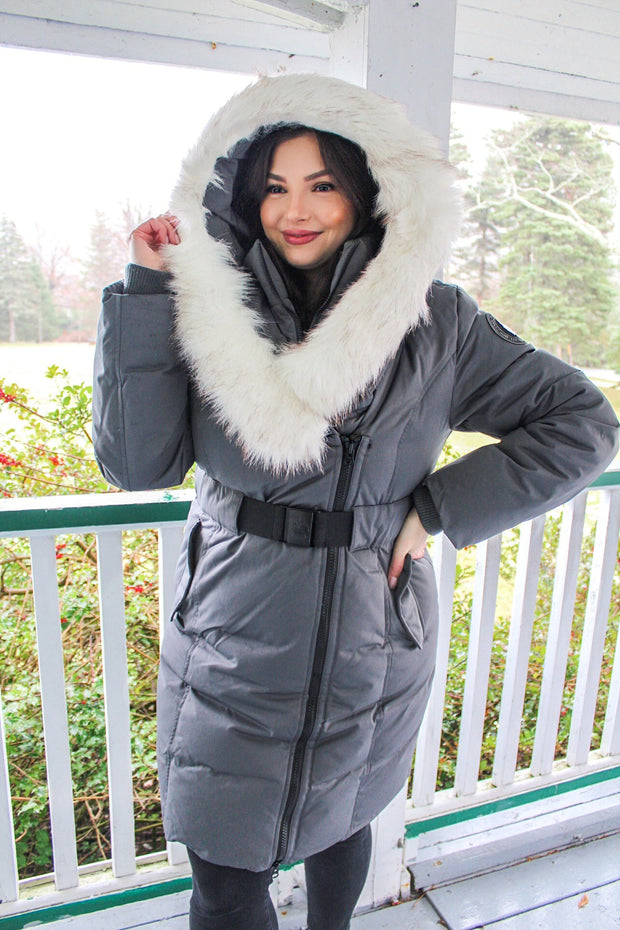 17+ Plus Size Coats for Women - Winter Parkas - The Huntswoman